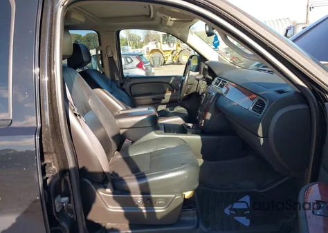 2007 Chevrolet Suburban 1500 Lt from USA, damaged, VIN 3GNFK16337G153402